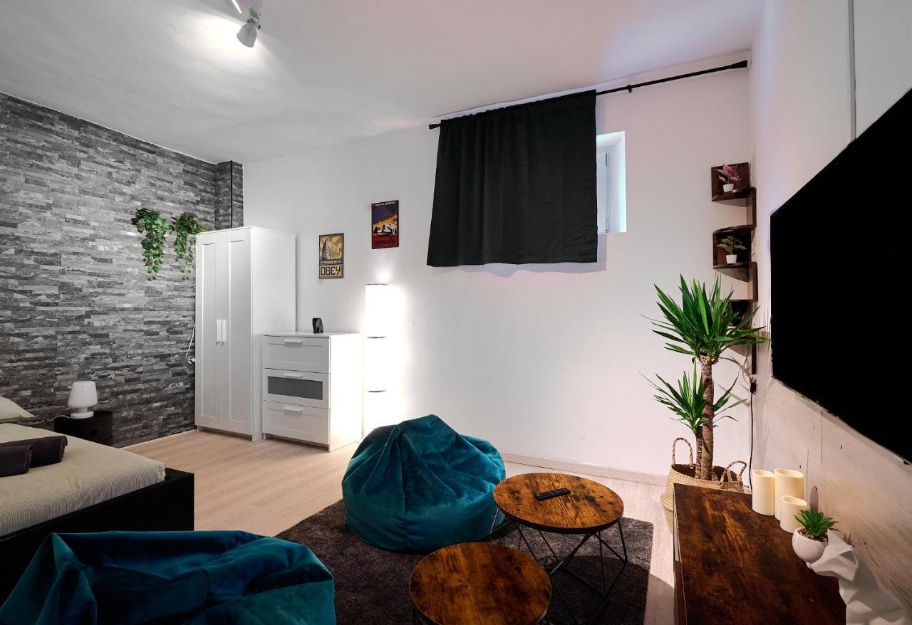 Appartamento Xenia - Nuovo In Zona Tranquilla